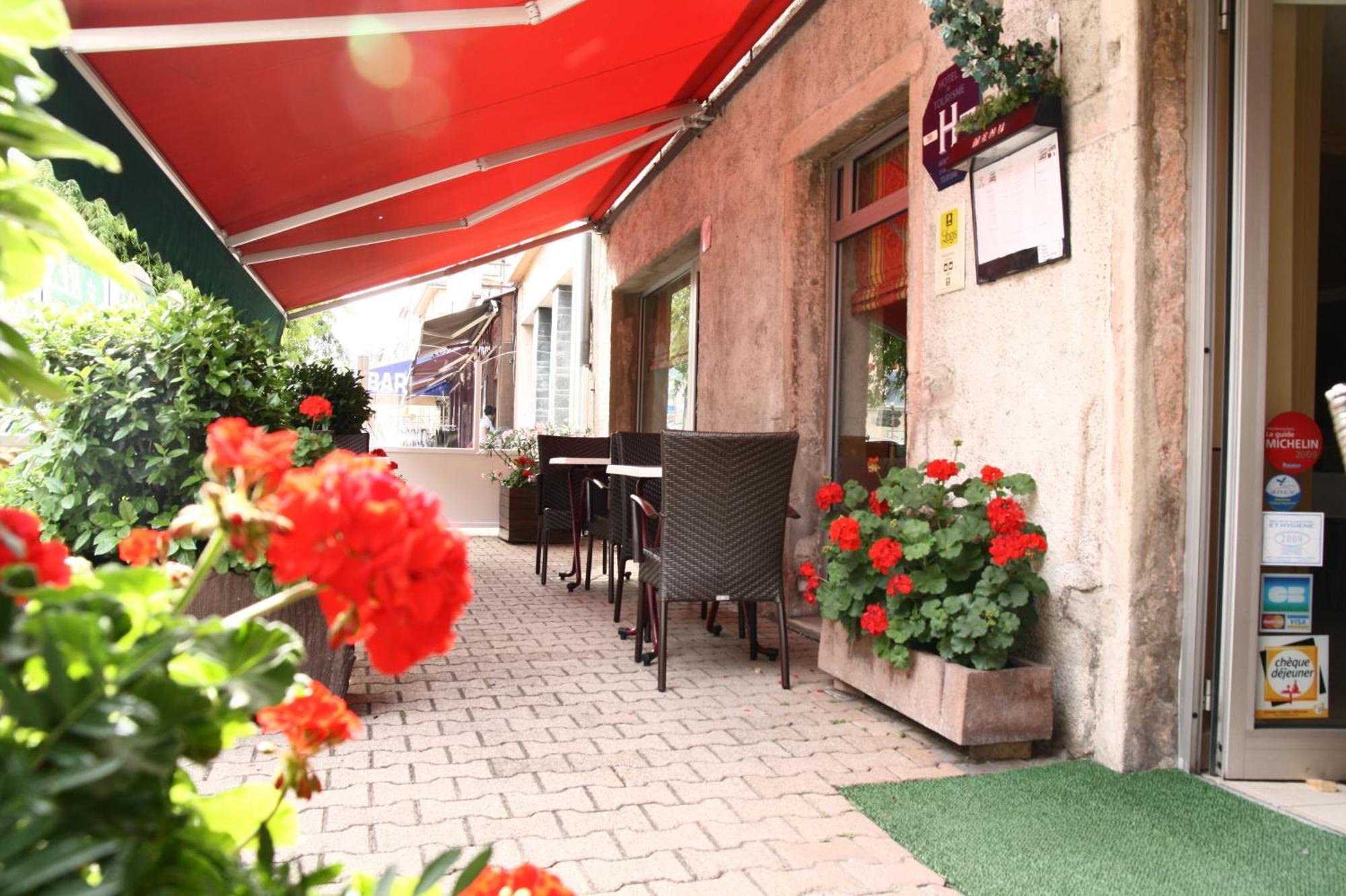 Logis Hotel L'Ange Couronne Belleville-sur-Saône Exteriör bild